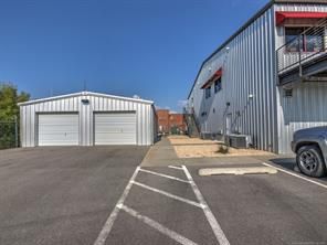 10 S Iroquois St, Tulsa, OK 74120
